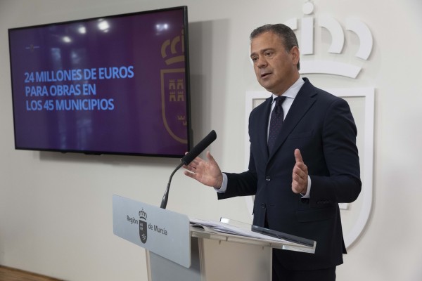 La Comunidad activa una inversión de 24 millones de euros para obras en los 45 municipios de la Región