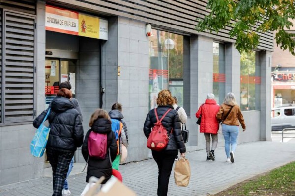 El paro en Alicante baja en 382 personas en julio, un 0,30% menos desempleo