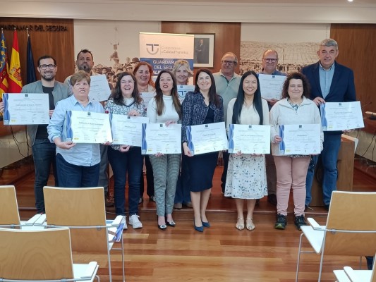 Guardamar renueva los distintivos SICTED de 27 empresas y servicios turísticos 