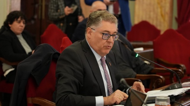 El PSOE pide revisar la tasa por usar la calle en las obras para no encarecer la vivienda