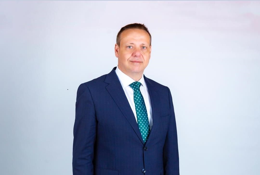 Francisco Alonso, elegido presidente de Femeval con un proyecto 