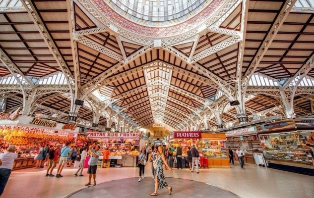 València destina 800.000 euros a mejorar la estética e iluminación del Mercado Central