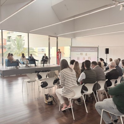 Empresarios valencianos comparten en Torrent las claves para afrontar la sucesión en la empresa familiar