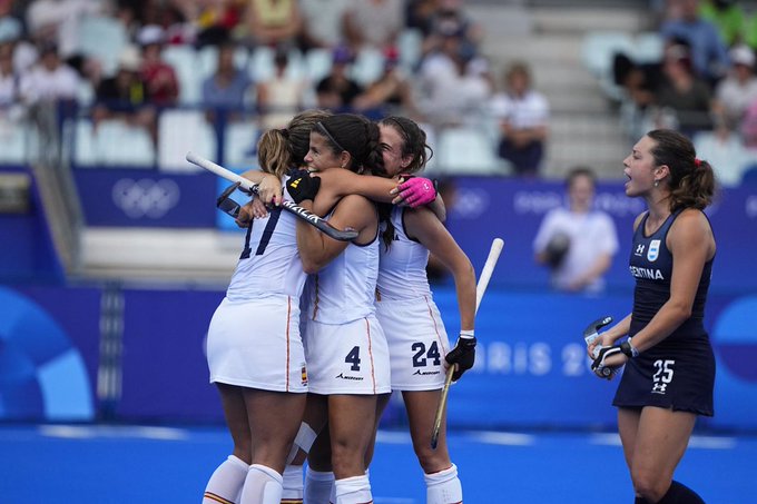 Las 'RedSticks' también se clasifican para cuartos venciendo a Sudáfrica