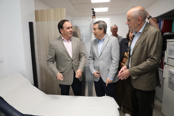 Llorca destaca la inversión de 280 millones al año en mejorar infraestructuras sanitarias, 