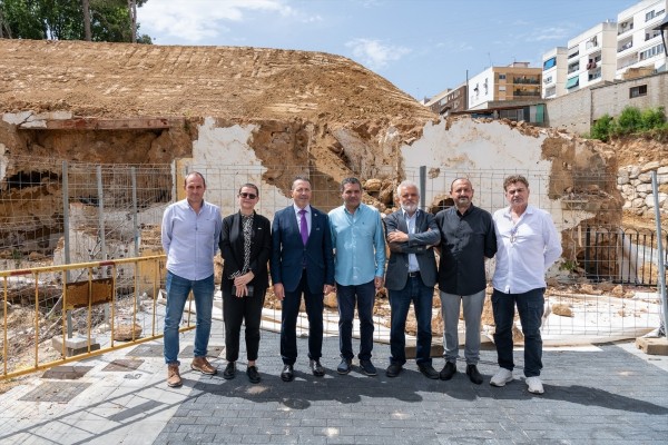 La UPV y el Ayuntamiento de Chiva impulsan la creación de un mural en honor al voluntariado de la Dana