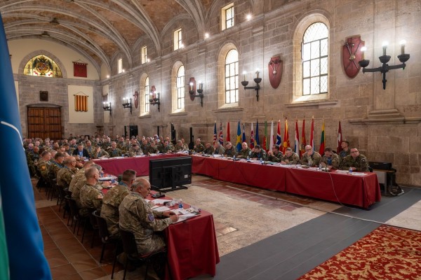 El HQ NRDC-ESP reúne a los principales mandos terrestres de la OTAN en un foro sobre mando y disuasión en el flanco este