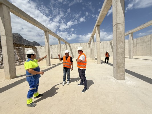 Las obras del depósito de agua de La Nucía entran en su recta final y finalizarán en verano