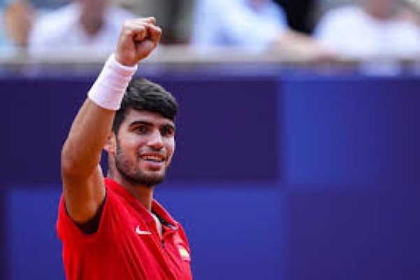 Carlos Alcaraz supera a Tommy Paul y está a un paso de las medallas en el tenis de París 2024