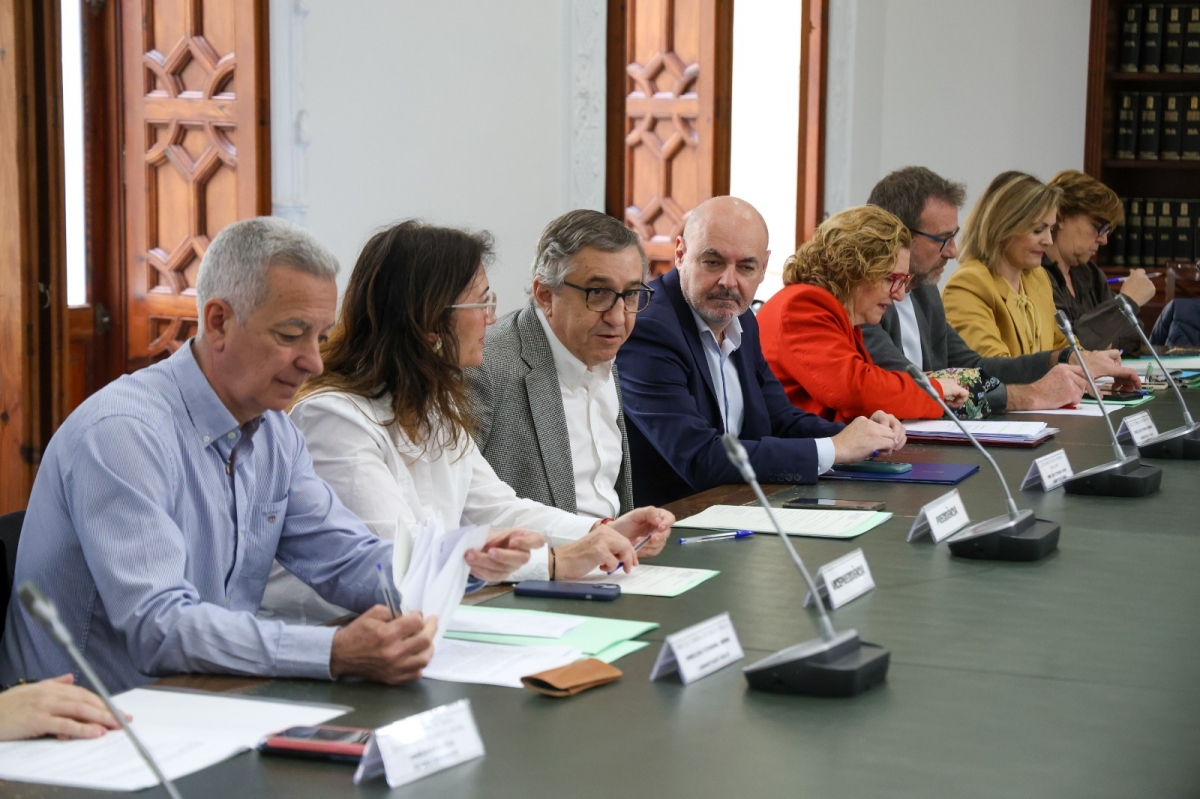 La Generalitat inicia las negociaciones en las mesas sectoriales para la futura implantación de la jornada de 35 horas