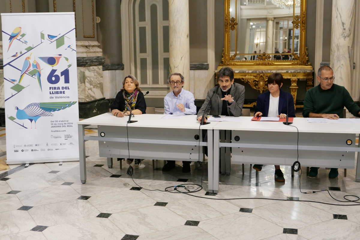 La Fira del Llibre celebra una 61º edición expansiva: “Queremos que sea internacional sin dejar de ser valenciana”