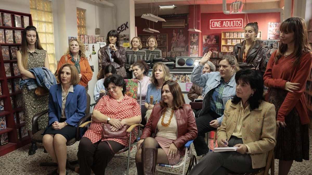 La Filmoteca proyecta los tres primeros capítulos de 'Cochinas' junto a sus protagonistas