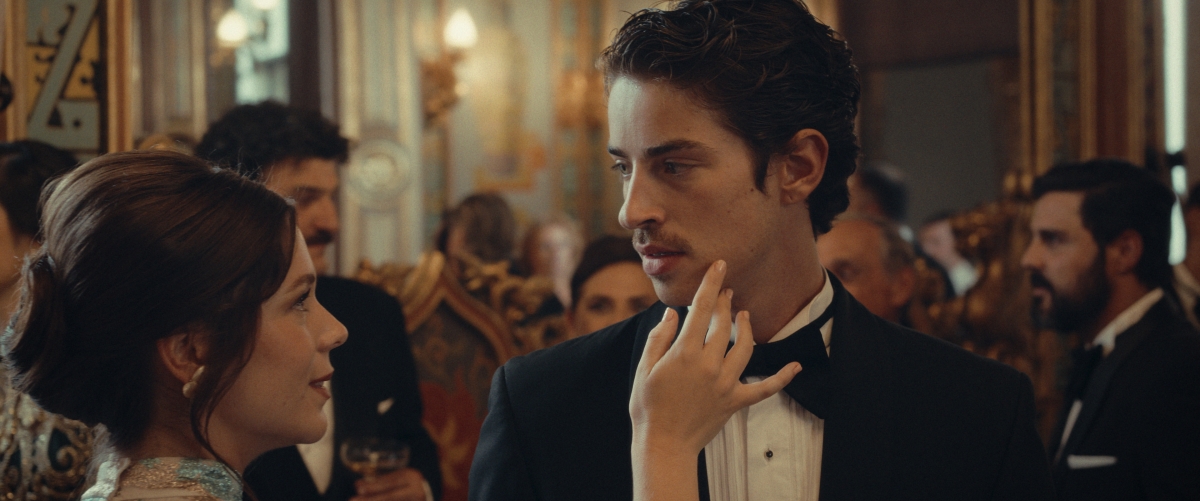 Georgina Amorós, Manu Ríos y Ángela Molina dan vida a los Novak en 'El homenaje': 