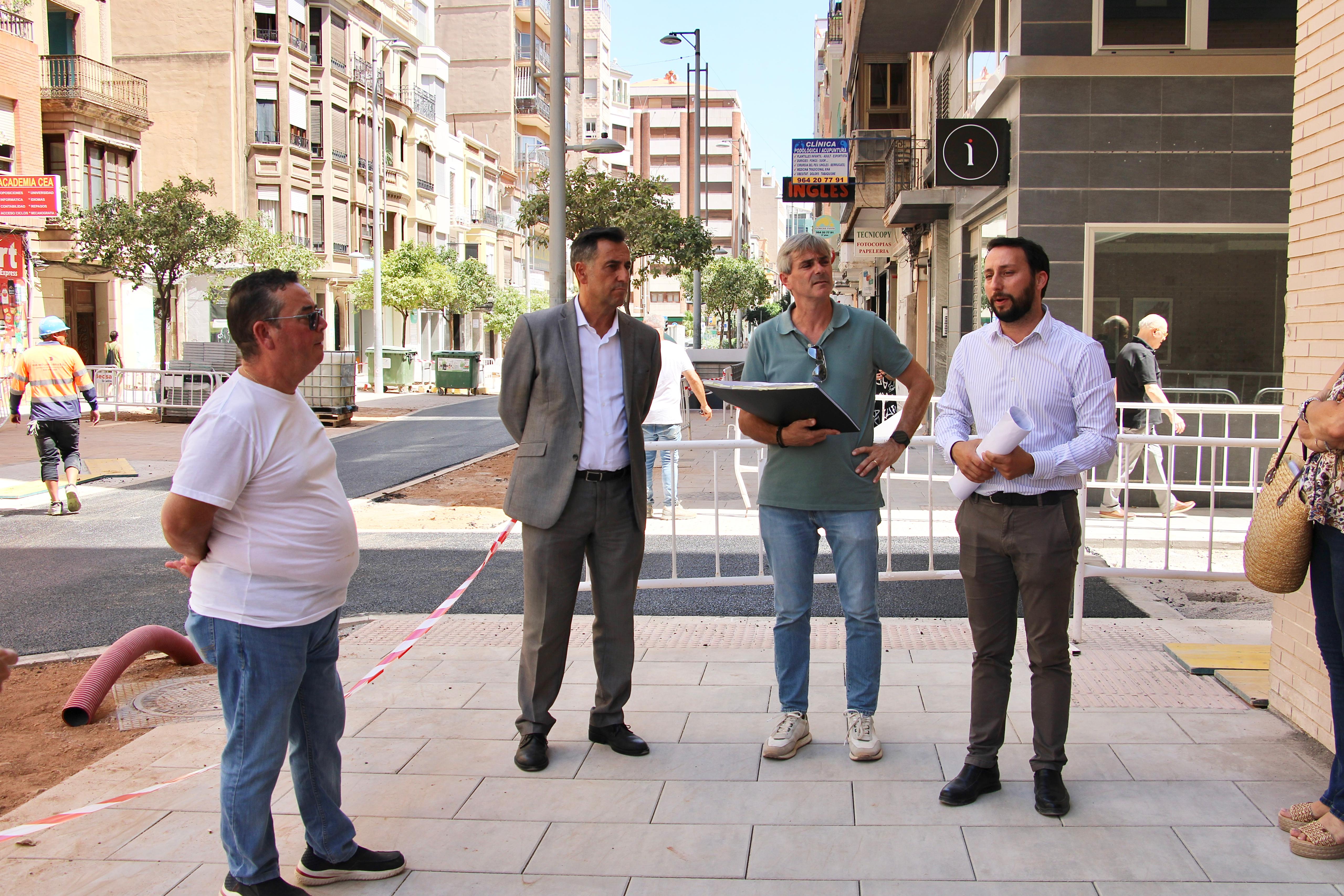 Las obras de la Zona de Bajas Emisiones en la calle Navarra finalizarán tres meses antes de lo previsto