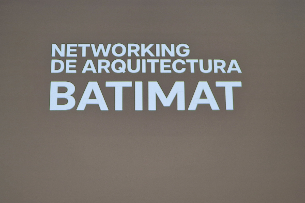 Las imágenes del 'networking' de arquitectura 'Batimat' de Porcelanosa