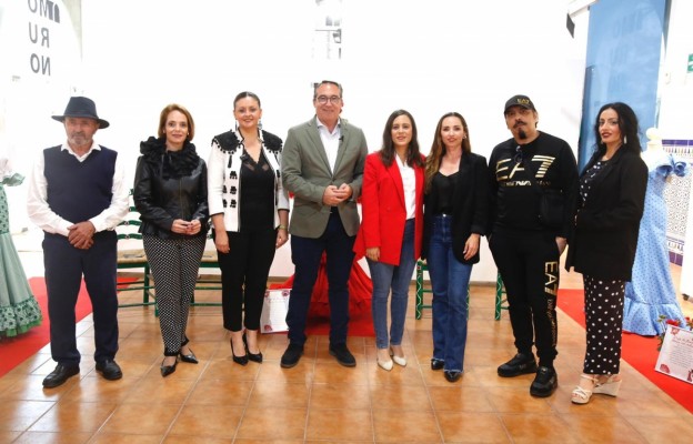 Música, espectáculo y ambiente: la Feria de Abril abre con cultura y gastronomía en el puerto de Castelló