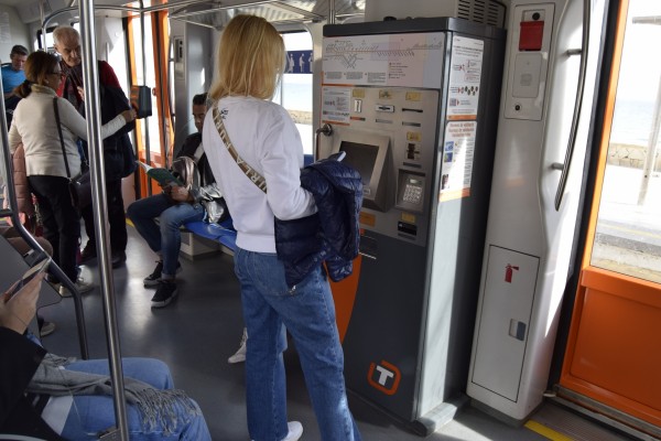 El 'Bono Mòbilis Multiviaje', con un descuento del 40%, fue el más utilizado en TRAM d’Alacant en 2025