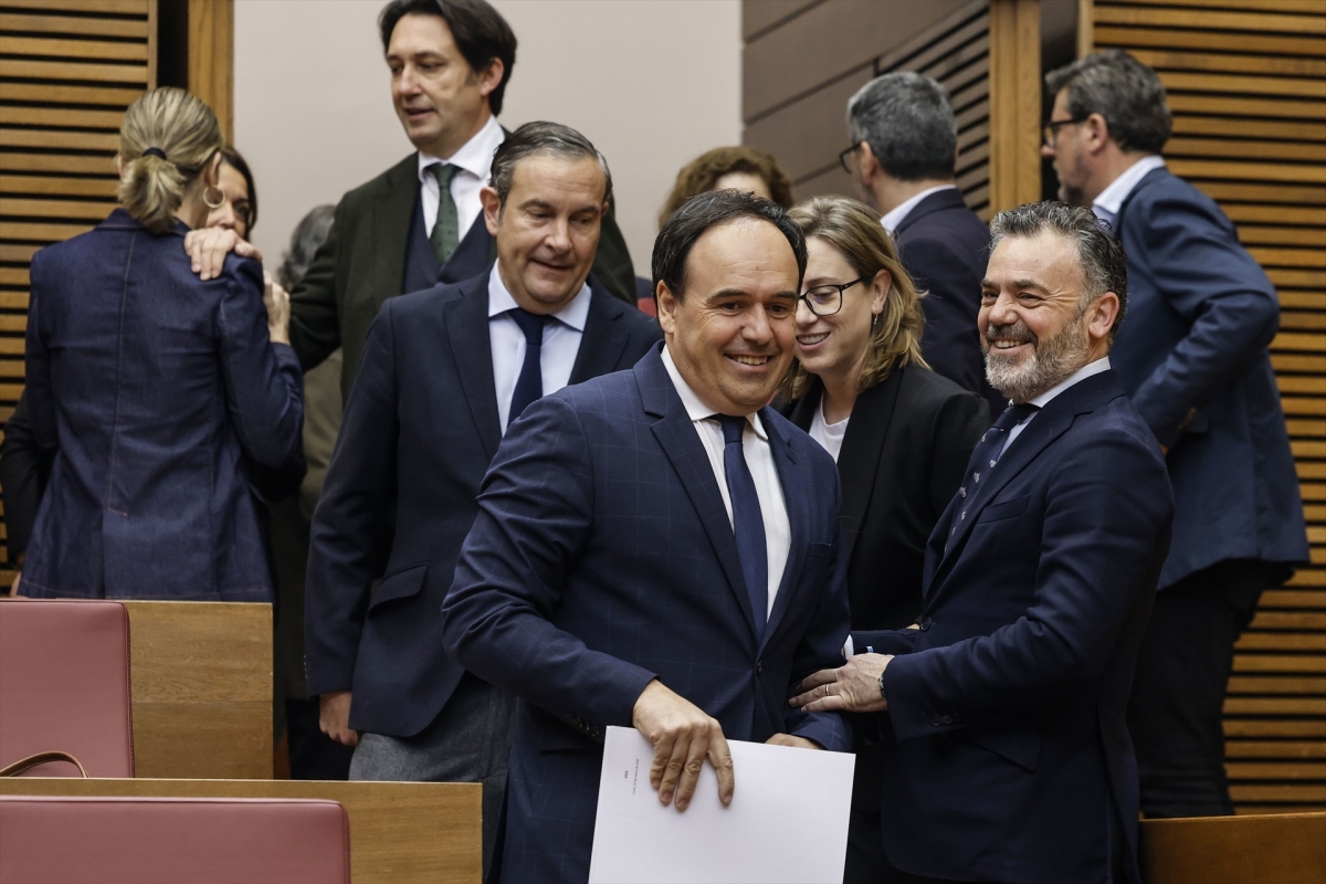 Génova, sin prisa para dar luz verde al congreso del PPCV ni  para consagrar a Pérez Llorca como candidato