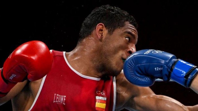 El boxeador Enmanuel Reyes Plá se mete en semifinales y asegura medalla para España
