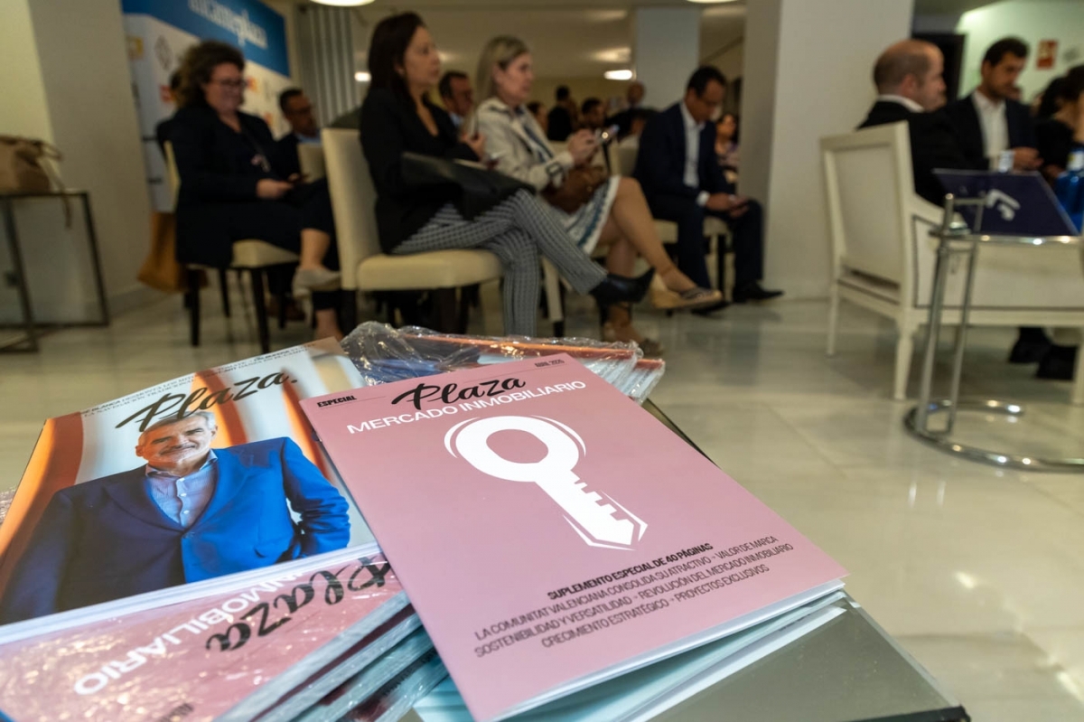 'Alicante Plaza' analiza el estado del mercado inmobiliario en la Costa Blanca 