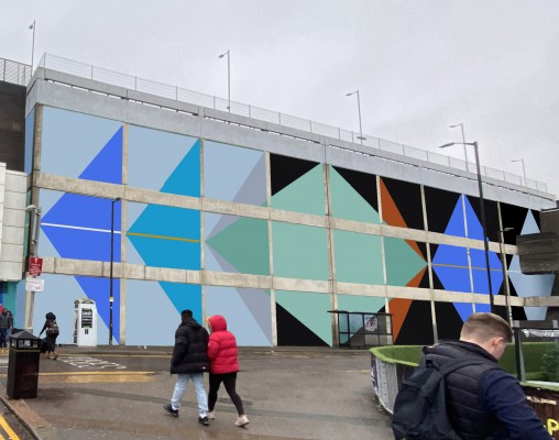 La valenciana Silvia Lerín prepara un gran mural en Reino Unido