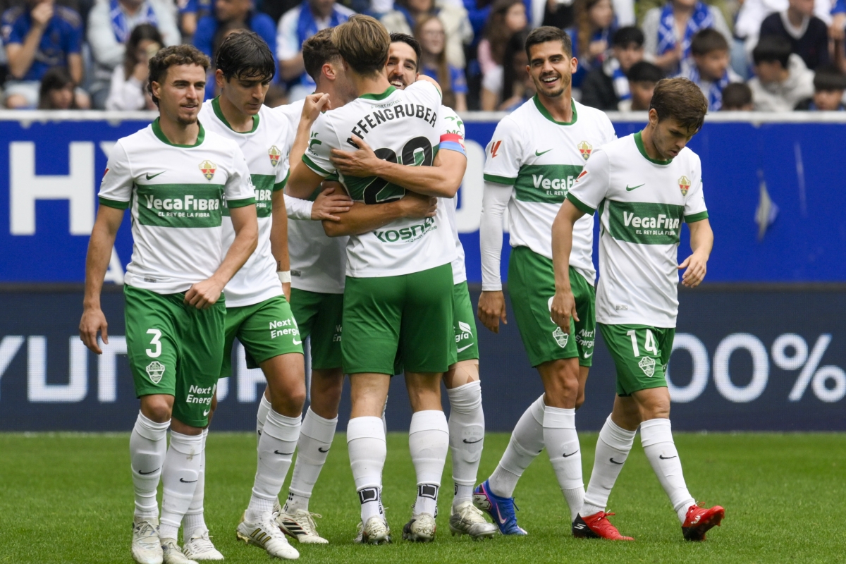 Los franjiverdes celeebran el primer de los tantos