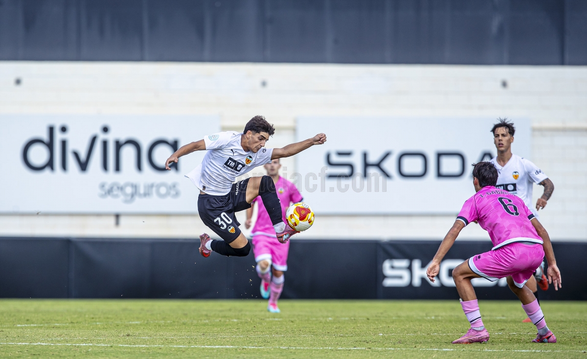 Cedidos Levante UD: Víctor Jr. se asegura la permanencia con el Valencia Mestalla 