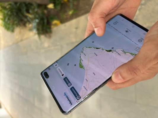 Una nueva app ofrece información marina y facilita el aviso de malas prácticas en el mar