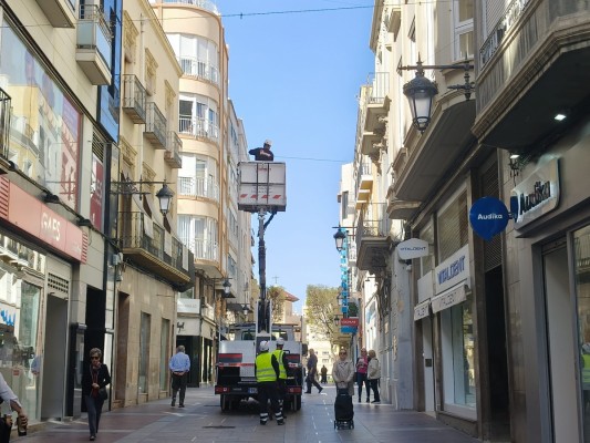 Vuelve a Elche la instalación de toldos en el centro, ahora también en Major de la Vila