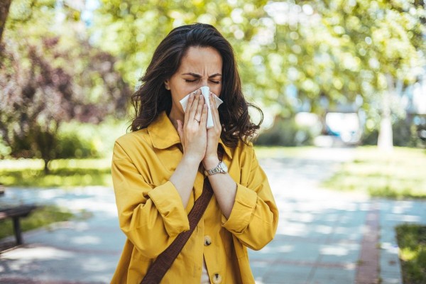 El adelanto de la primavera impulsa un 8% la demanda en las farmacias de productos contra la alergia