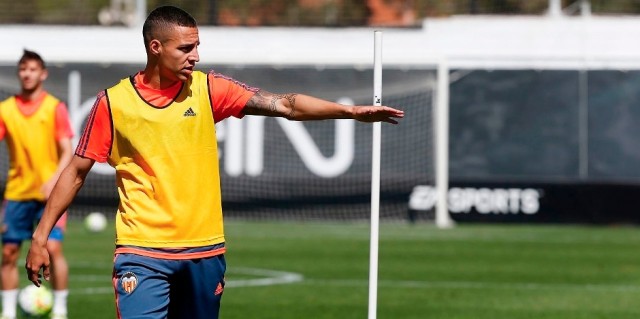 El Mestalla golea al Valencia en un partidillo de entrenamiento