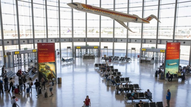 Wizz Air aumenta un 43 % sus conexiones en València y estrenará vuelo con Turín en octubre