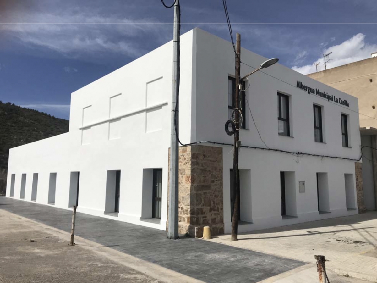 Ribesalbes permitirá construir hoteles en la antigua fábrica de Bonet y reabre el albergue municipal para orientarse al turismo