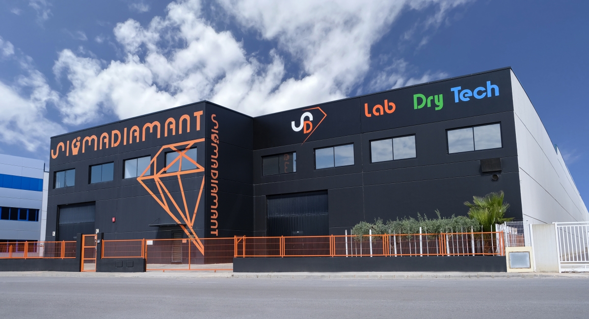 Sigmadiamant refuerza su apuesta por el gran formato y la innovación en el acabado cerámico