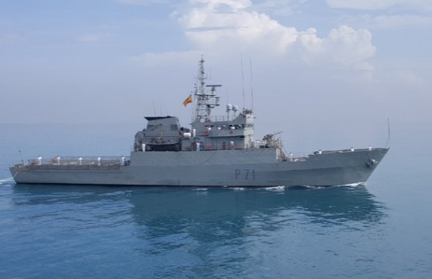 El patrullero 'Serviola' completa dos meses de vigilancia en el Estrecho, Alborán y Mediterráneo