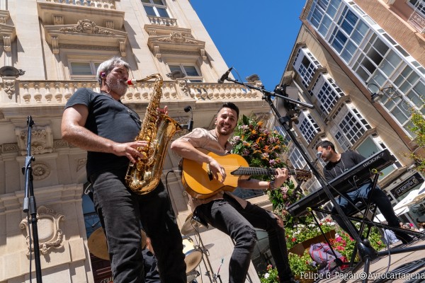 Música en directo y tradición: así serán las Cruces de Mayo en Cartagena