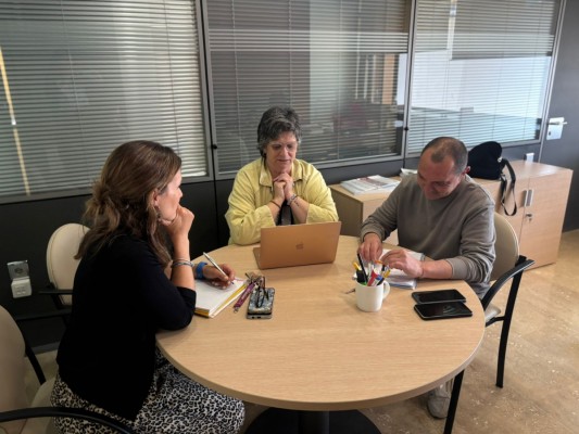 Catarroja paga las ayudas estatales a 283 personas con dependencia o movilidad reducida afectadas por la Dana