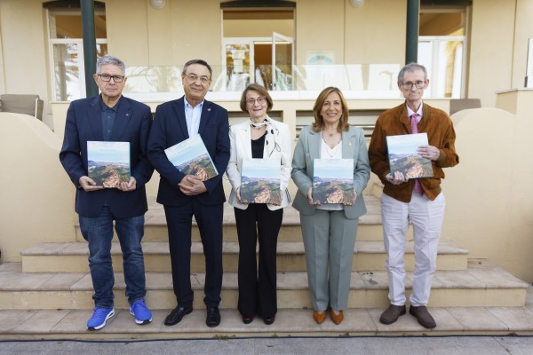 La Universitat Jaume I y el Consejo Social presentan el libro 