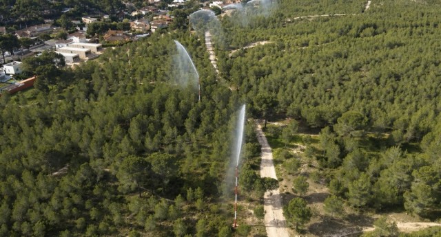 Paterna pone a punto la red de cañones de agua del proyecto Guardian para reforzar la prevención de incendios