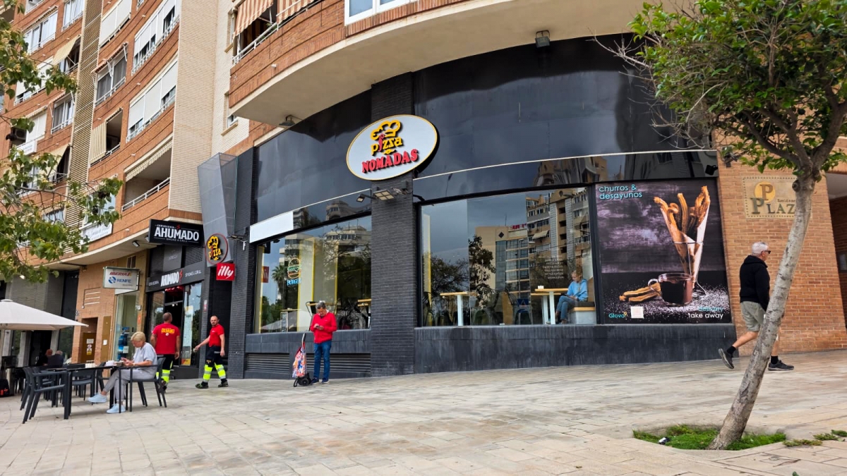 La esquina 'maldita' de Playa de San Juan donde la gastronomía no termina de cuajar