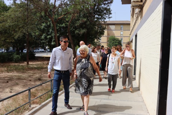 Burjassot recepciona las obras de rehabilitación del Barrio de las 613 Viviendas por 1.700.000 de euros