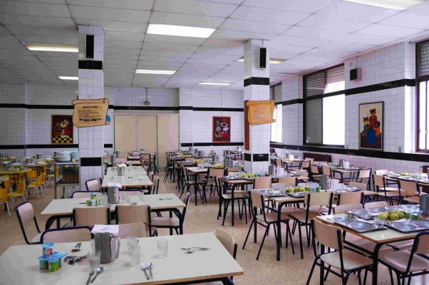 UGT convoca una huelga en los comedores escolares de Castellón 