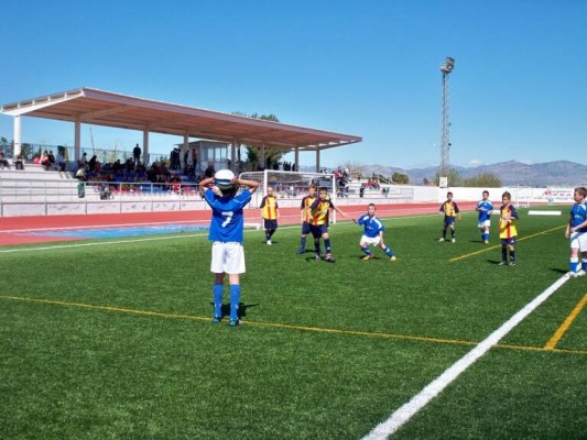 Almoradí adjudica la gestión de las actividades deportivas municipales por 260.000 euros 