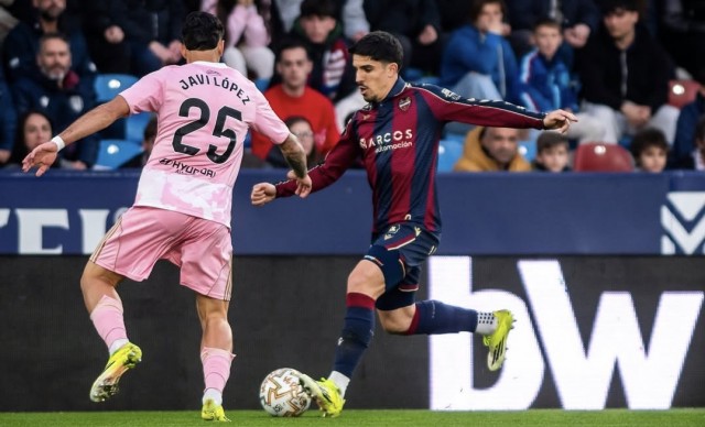 Víctor García: ”El Villarreal es fuerte en casa, pero estamos en un buen momento”