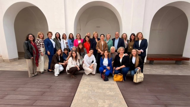 AEPA y 'Colabora Mujer' sellan una alianza para impulsar el liderazgo femenino entre Alicante y Murcia