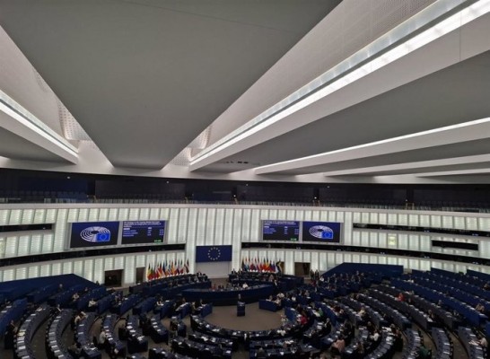 Bruselas respalda ante la Eurocámara el uso temporal de fondos europeos para cubrir pensiones en España