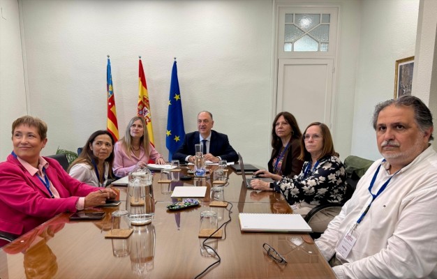 La Generalitat coordina con las universidades la oferta de formación en emergencias con el formato de microcredencial