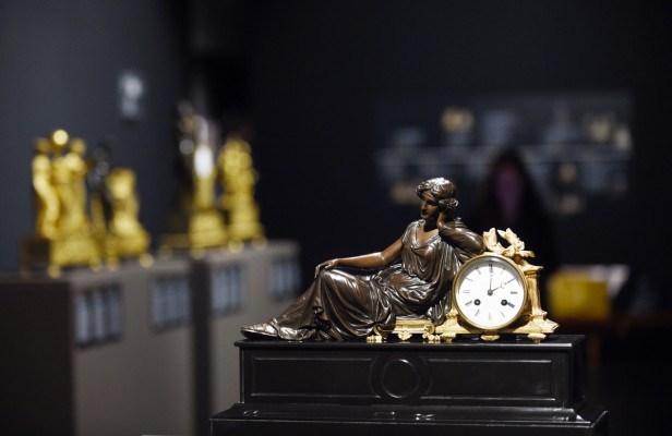 El MuVIM expone una colección de relojes franceses del s.XIX