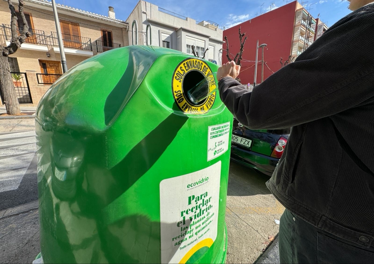 La provincia de Valencia recicla menos vidrio en 2025 pese a mantener cifras similares al año anterior