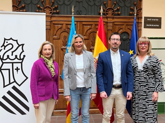 Castelló expone las colecciones de primavera del comercio local en el marco de Modavisión 2026